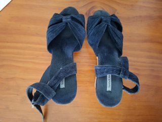Sandalias Bimba y Lola azul marino