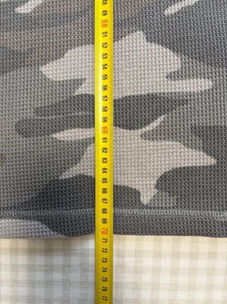 Jersey Hollister Camuflaje. Nuevo. Talla L
