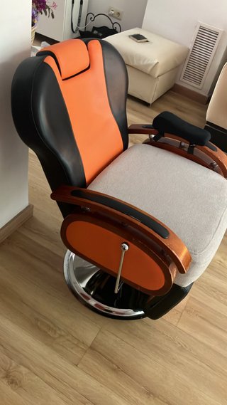 Sillón Barbero Regulable en altura,