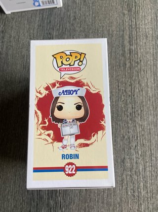 Funko Pop Robin Ahoy Stranger Things 922