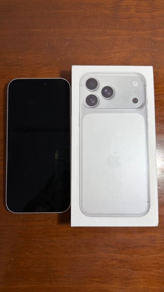 iPhone 17 Pro Max 512GB Plata.