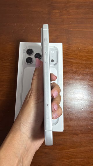 iPhone 17 Pro Max 512GB Plata.