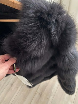 Abrigo de Pelo de Zorro Gris