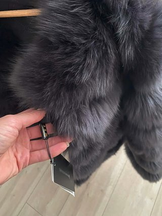 Abrigo de Pelo de Zorro Gris