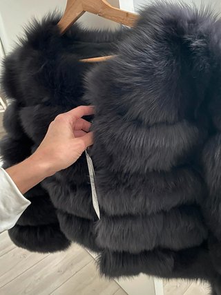 Abrigo de Pelo de Zorro Gris