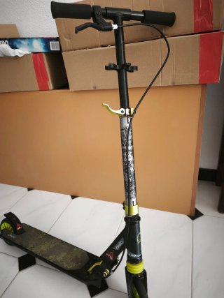 Patinete Oxelo Negro y Verde