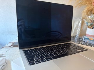 MacBook Air 13.6 M2 8GB RAM
