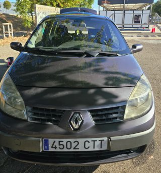 Renault Grand Scenic 2005