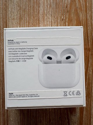 AirPods 3ª Gen + Estuche MagSafe