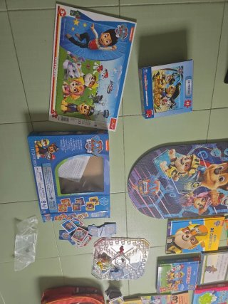 Patrulla canina. Puzzles. Libros. Juego de mesa.
