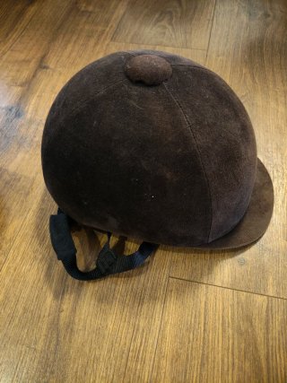Conjunto hípica: botines 43, polainas y casco