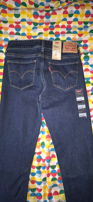 Pantalón Levi's 711 Skinny Azul