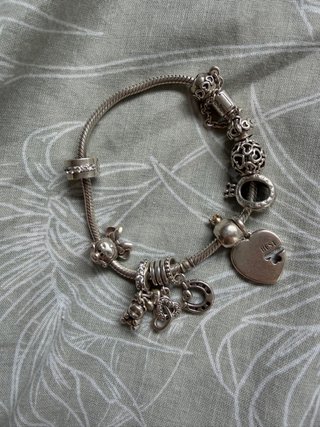 Pulsera Pandora con Charms