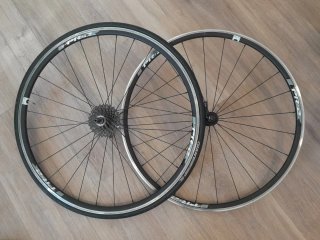 Llantas Giant PR-2 para Bicicleta de Carretera