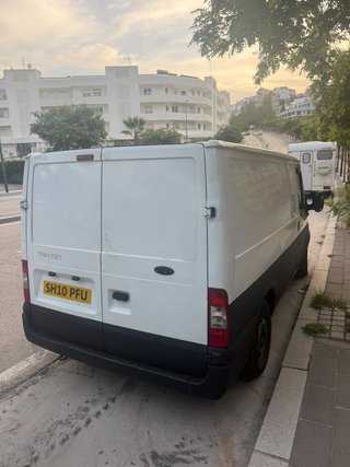 Ford Transit 2010