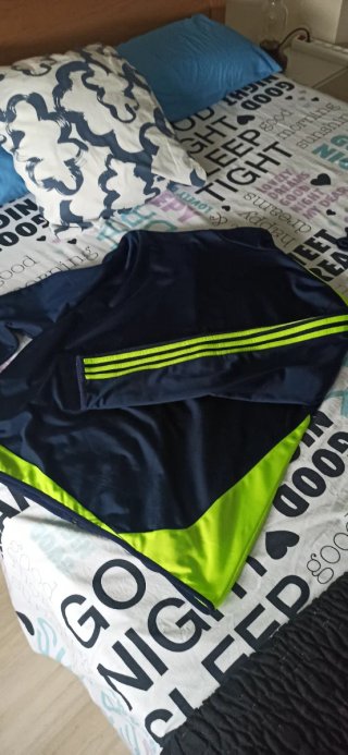 Chándal adidas azul y amarillo