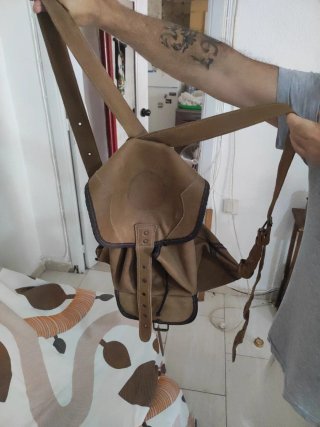 Mochila de cuero auténtico estilo cazador