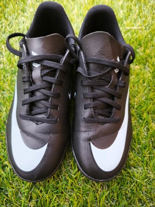 Zapatillas Fútbol Sala Nike Mercurial talla 33'5