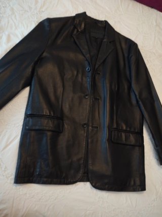 Chaqueta de cuero negra para hombre