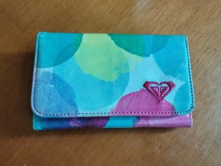 2 Carteras de Mano Unit y Roxy
