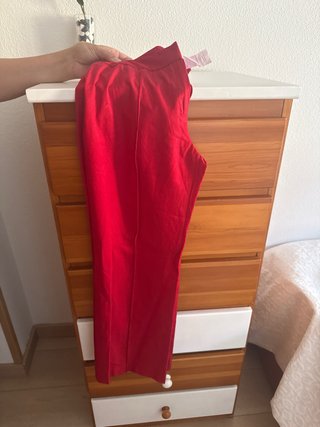 Traje Amitie Rojo y Blanco