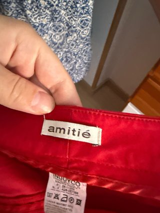 Traje Amitie Rojo y Blanco