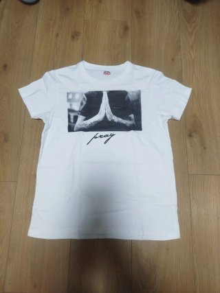 Camiseta Pray Talla M