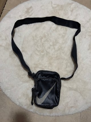 Riñonera Nike Negra