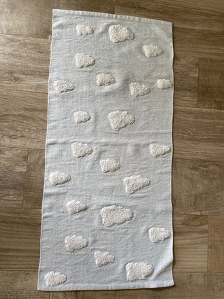 Alfombra Infantil con Estampado de Nubes