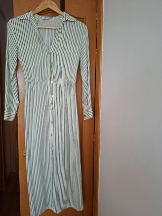 Vestido largo de rayas Zara