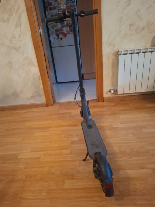 Patinete Eléctrico Xiaomi Mi Electric Scooter