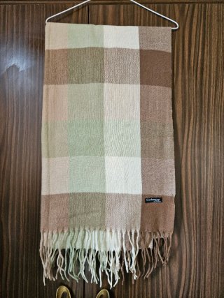 Bufanda marca Cashmere a cuadros