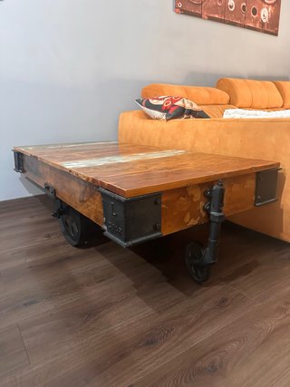 Mesa de Centro Estilo Industrial