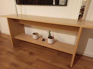 Mueble de madera decorativo