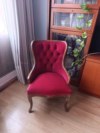 Sillón de Terciopelo Rojo