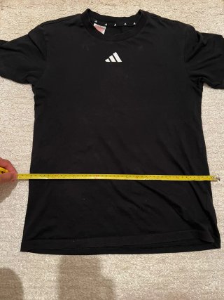 Camiseta Adidas Negra Vintage