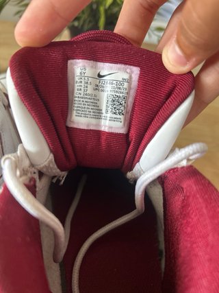 Nike Air More Uptempo Blancas y Rojas