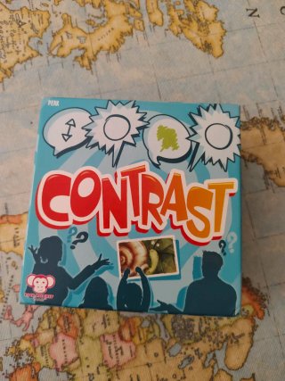 Juego de mesa Contrast