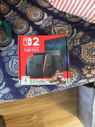 Nintendo Switch 2 + Mario Kart World