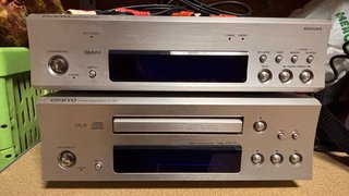 Sintonizador Onkyo T-433 + CD Onkyo C-733