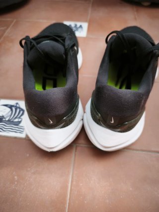 Zapatillas Nike Vomero 16 Talla 38.5