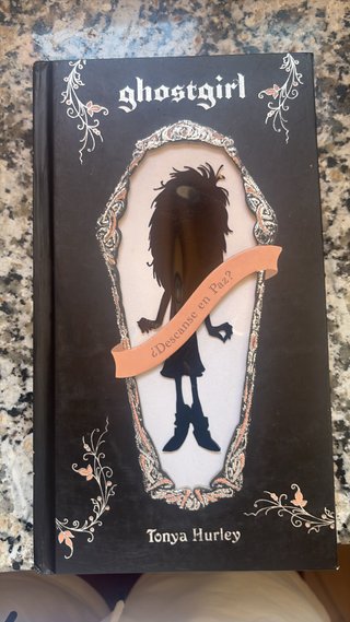 Libro, Ghostgirl primera parte de la saga gótica