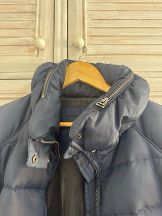 Chaqueta Zara azul acolchada