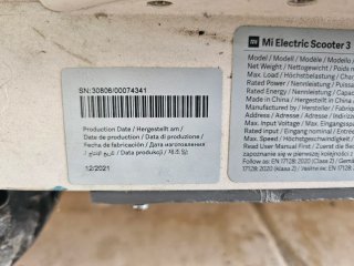 Patinete eléctrico blanco Mi3