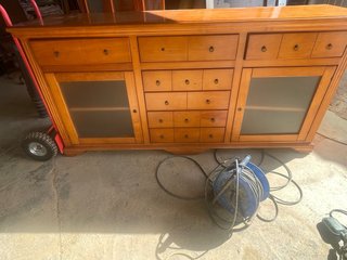 Mueble Comedor Madera y Cristal