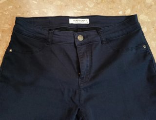 Pantalón elástico mujer Naf Naf azul marino