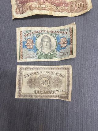 Lote pesetas, billetes, monedas del mundo y libro