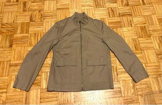 Cazadora fina talla M marca Zara