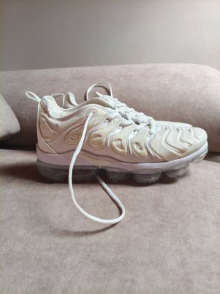Zapatillas Nike Air Vapormax Plus Beige