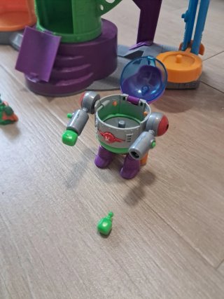 Superzings Laboratorio Profesor K